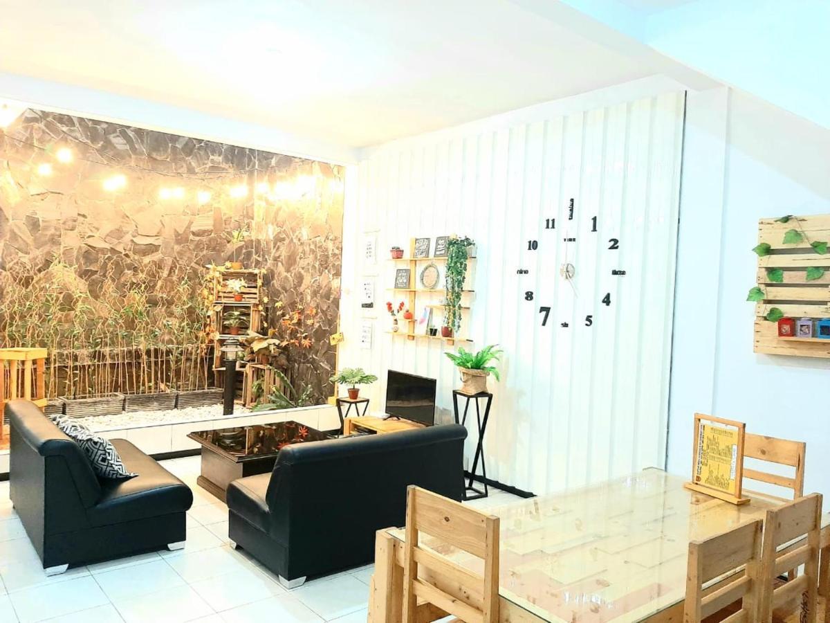 Villa Fifari - 5 Kamar Tidur, 3 Kamar Mandi Batu  Exterior foto
